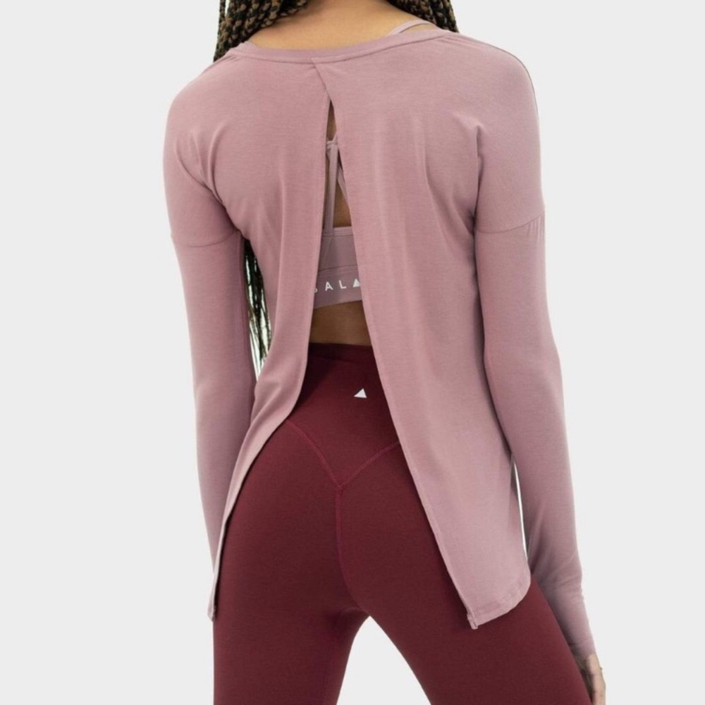 Balance Athletica Wander Top in Dusk